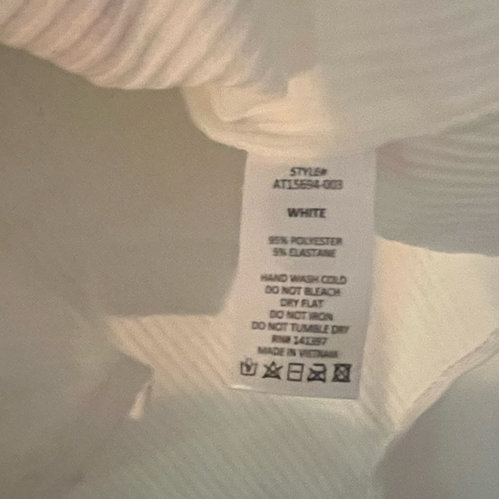 ASTR the label Square Neck Long Sleeve Body Suit - Picture 12 of 12